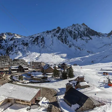 Apartament 4 Pers, Pied Des Pistes Avec Parking Couvert, Balcon Sud, Centre Station - Fr-1-404-218 La Mongie