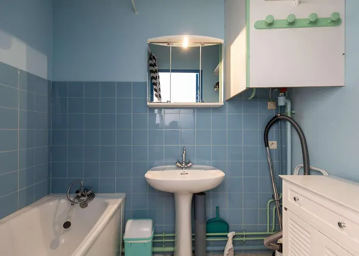 4 Pers, Pied Des Pistes Avec Parking Couvert, Balcon Sud, Centre Station - Fr-1-404-218 * La Mongie