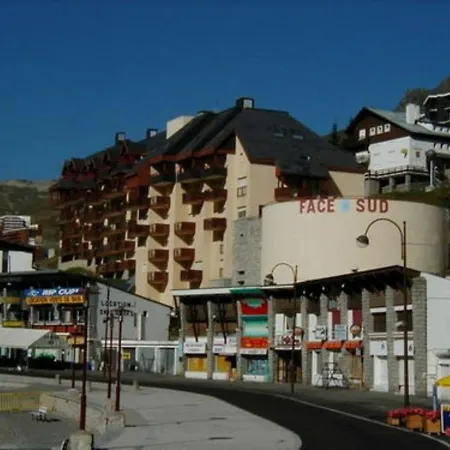 Apartment 4 Pers, Pied Des Pistes Avec Parking Couvert, Balcon Sud, Centre Station - Fr-1-404-218 La Mongie
