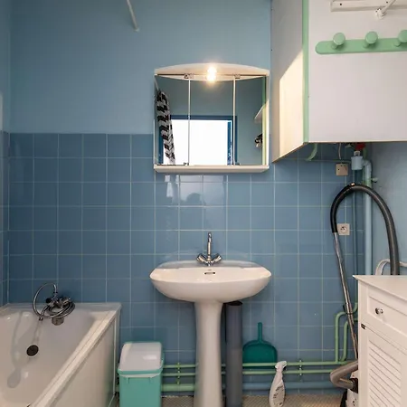 4 Pers, Pied Des Pistes Avec Parking Couvert, Balcon Sud, Centre Station - Fr-1-404-218 * La Mongie